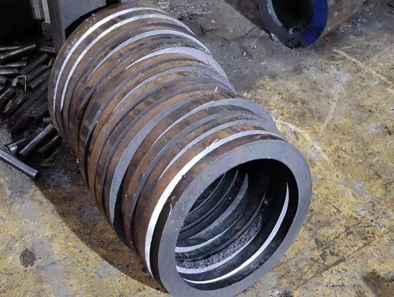 镇沅30CrMo无缝钢管切割